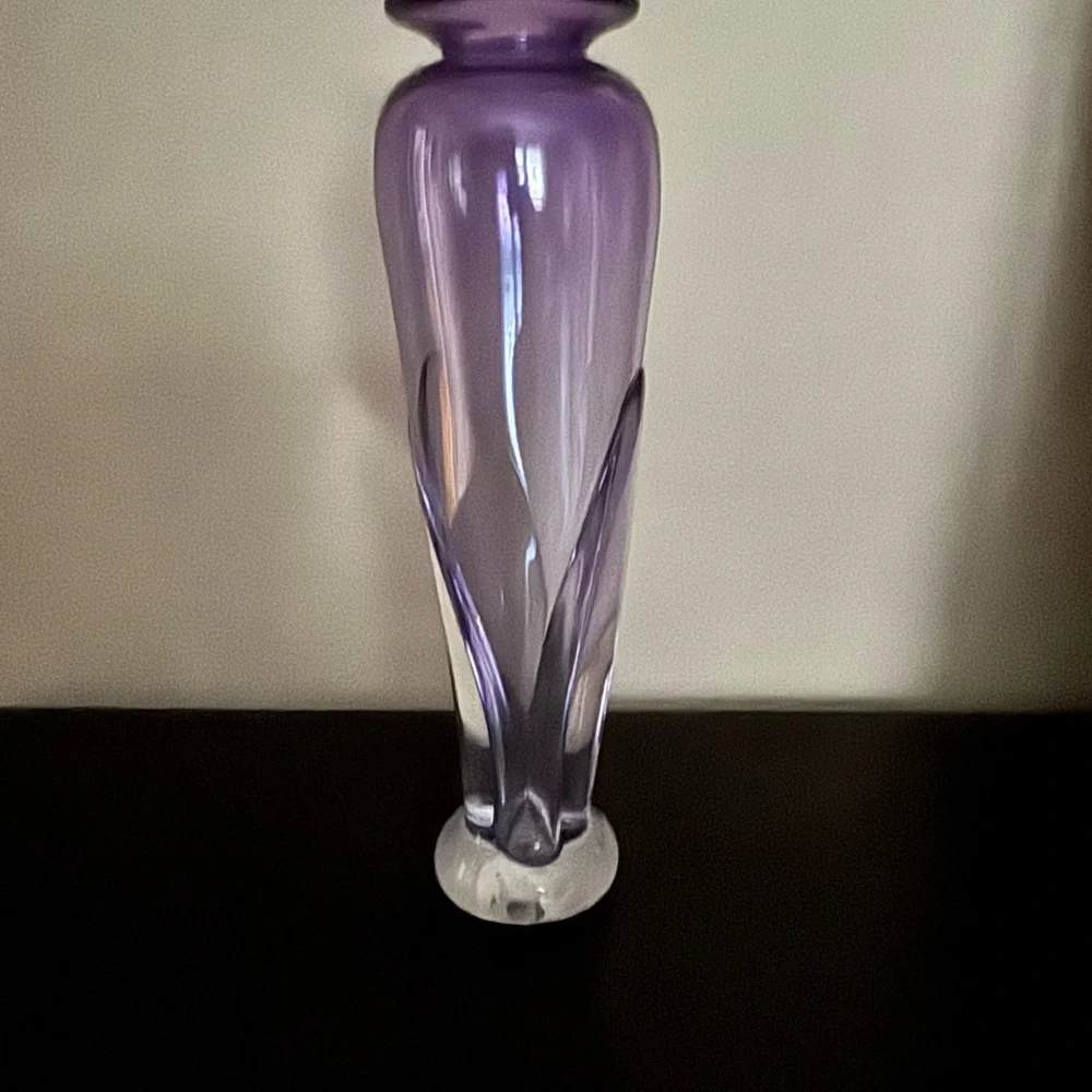 Purple Art Glass Vase - Picture 4 of 6